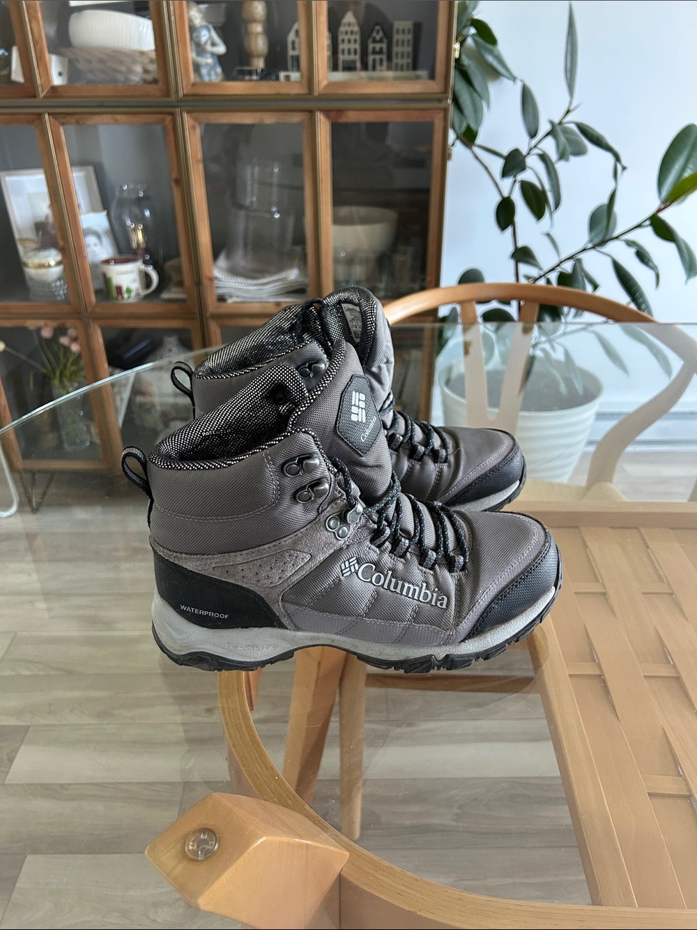 Columbia Hiking Boots Women Waterproof Gray